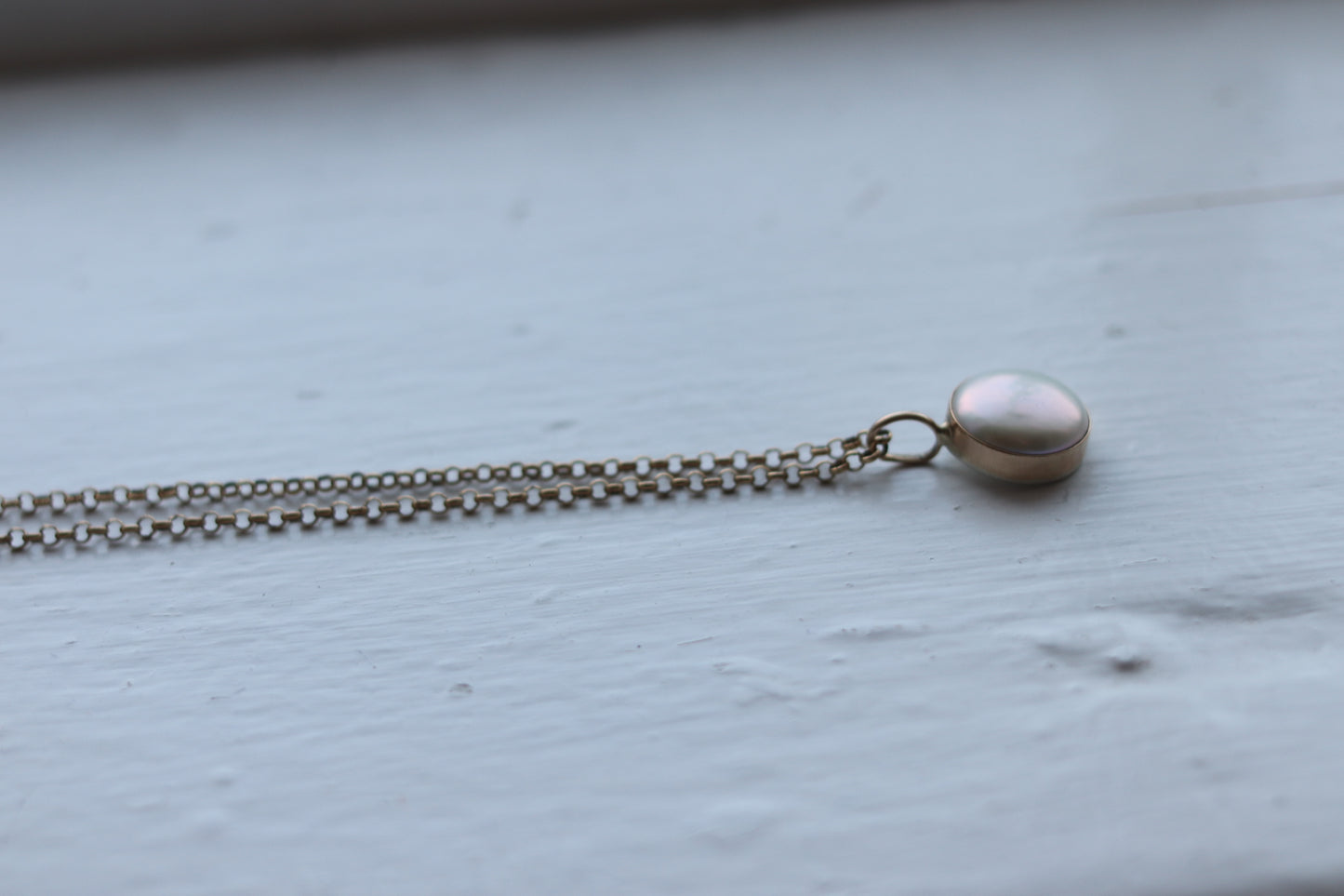 freshwater pearl x gold pendant // rolo chain